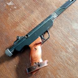 Pistolet 4.5 Diana model 6 droitier a r&eacute;par&eacute; n'accroche pas pour l'armement  voir &eacute;tat