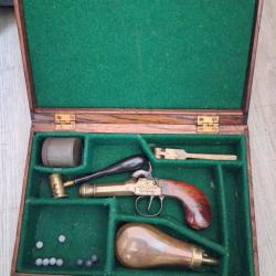 Pistolet &agrave; percussion balle forc&eacute;