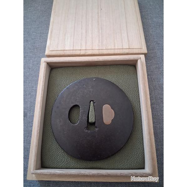Authentique Tsuba ere Edo, signee.
