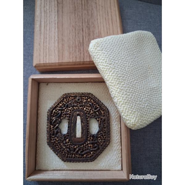 Magnifique Tsuba ere Edo type Namban