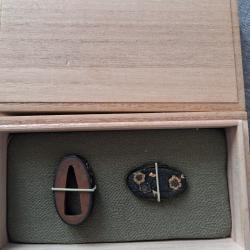 Ensemble Fuchi et Kashira , Theme fleurs ,Authentiques.