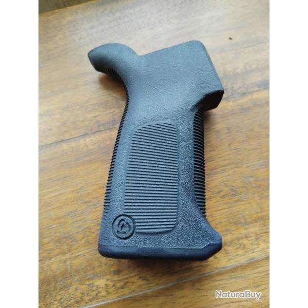 poign�e MESA TACTICAL Trego Grip