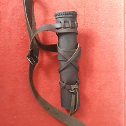 fourreau cuir style medieval ,viking, assasins screeds reconstitution behourd