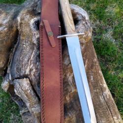 dague de chasse lame 28 cm en acier manche en bois 40 cm +Etui dague HRF