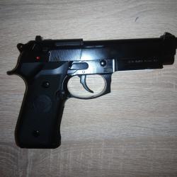 Pistolet Beretta M9a1 full Automatique Blowback [Airsoft]