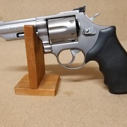 Revolver TAURUS mod 66 INOX cal 357 MAG canon 4"