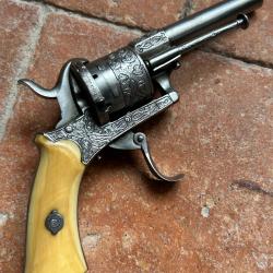 Revolver &agrave; broche 7mm - Luxe