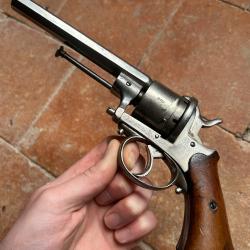 Revolver &agrave; broche 9mm