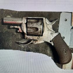 Revolver 6 coups . Calibre 320