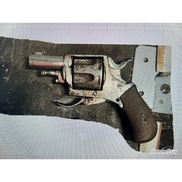 Revolver 6 coups . Calibre 320