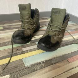 Chaussure de marche de marque d&eacute;cathlon