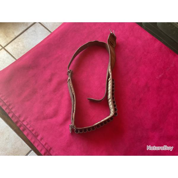Cartouchi�re ancienne pour 9 mm de jardin, pas de prix de r�serve.