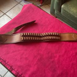 Cartouchi&egrave;re en cuir et vinyl de marque argo pour calibre 410, pas de prix de r&eacute;serve