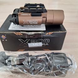 Lampe tactique led pour pistolet avec accu rechargeable ou autre