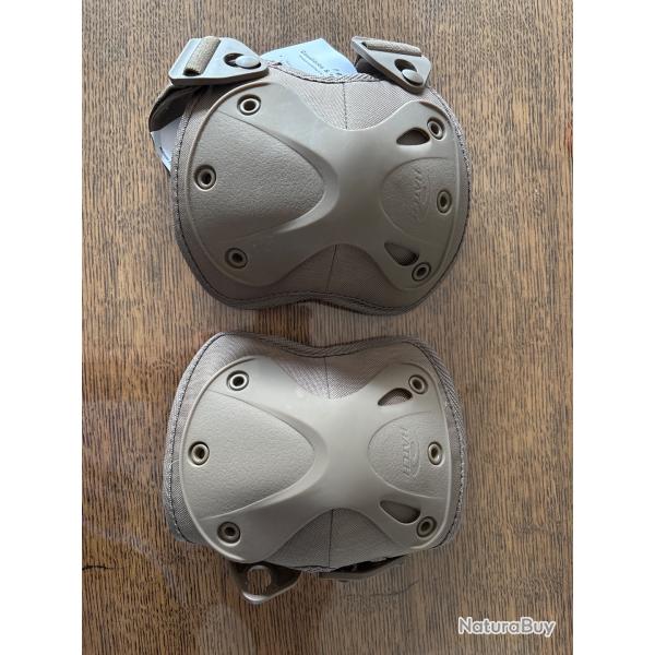 Genouill�res Hatch