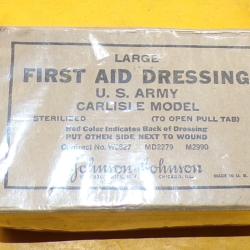 ansement US ARMY LARGE FIRST AID DRESSING  JOHNSON Chicago militaria WW2 ,   ETAT  NEUF VOIR PHOTOS