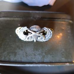 Brevet parachutiste US Military police