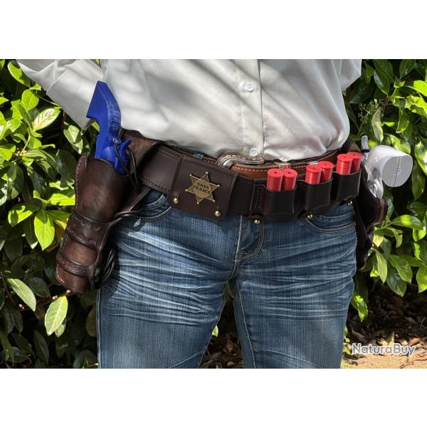 Ensemble ceinturon et double holster pour droitier pour revolvers Colt SAA 1873 � canon 4''3/4 N�A01