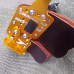 prot&egrave;ge-doigt d'archer Avalon