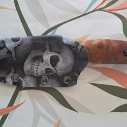 Couteau fixe acier 1095 grav&eacute;