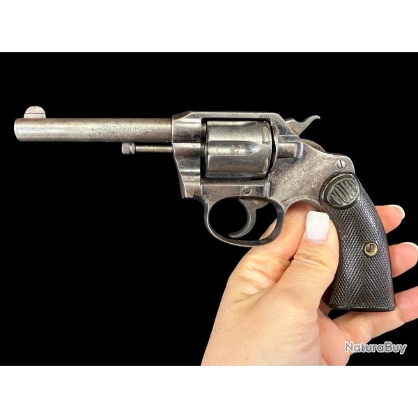 COLT NEW POLICE cal. 32sw num�ro de s�rie 48640