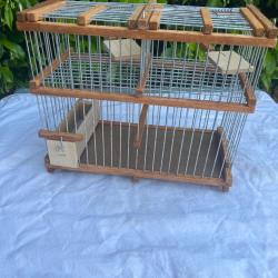 Cage &agrave; oiseaux attrape