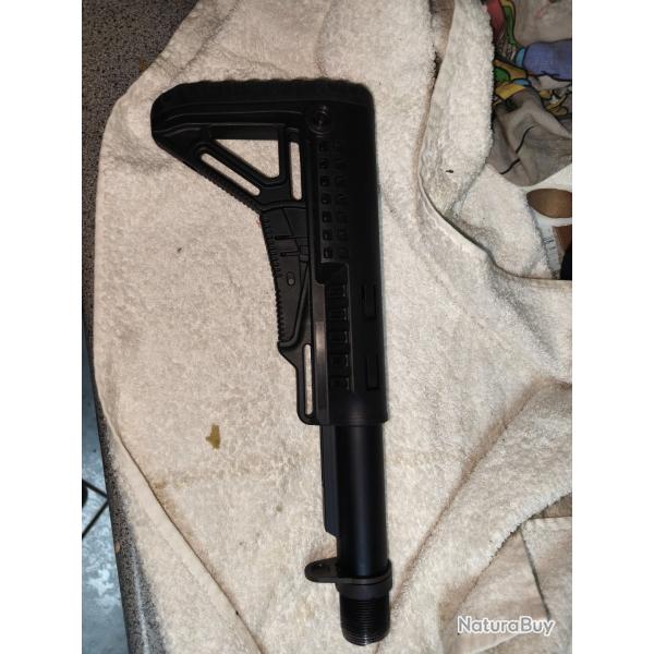 Crosse et buffer tube ar15 type commercial