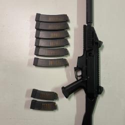 CZ EVO 3 crosse fixe 8 chargeurs (6 de 30, 2 de 15) silencieux.