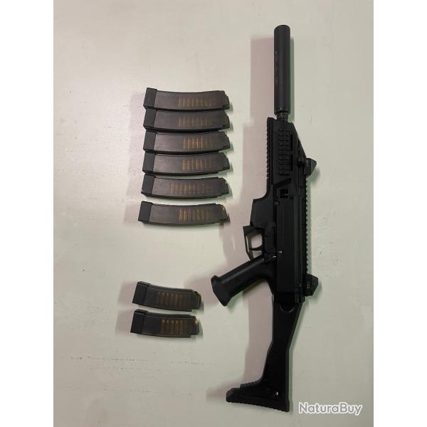 CZ EVO 3 crosse fixe 8 chargeurs (6 de 30, 2 de 15) silencieux.