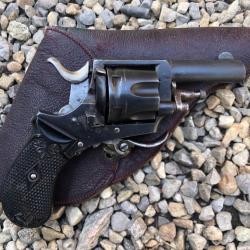 TR&Egrave;S BEAU REVOLVER CAL 320 AVEC ETUI