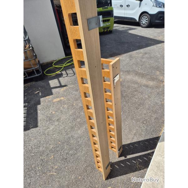 OCCAS !!! R�teliers en bois pour arme Bon �tat