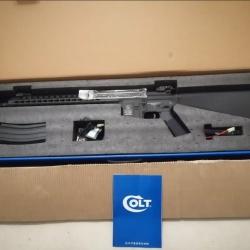 M16 AEG T-dean avec licence colt m&eacute;tal, ext&eacute;rieur de qualit&eacute; en aluminium CNC neuf airsoft