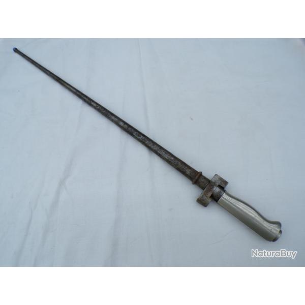 Ba�onnette fran�aise 05-15 avec poign� viss�e en maillechort