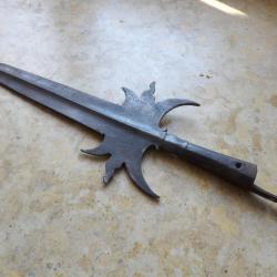 Pointe lance XVIII&deg;si&egrave;cle esponton Hallebarde pique de sergent Fran&ccedil;ais 18&deg;S arme d'hast pertuisane