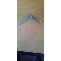 Couteau pliant artisanal de la coutellerie &agrave; Allevard