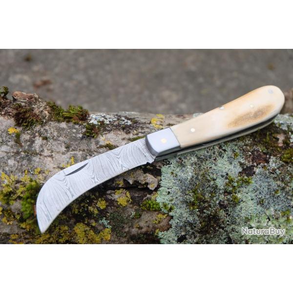 Beau Couteau Grand-P�re Vannier Lame Serpette Damas 128 Couches Manche Os Fabrication Artisanale