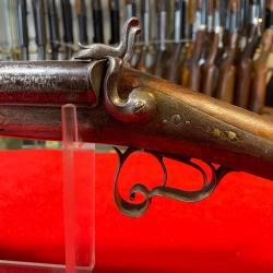 FUSIL A CHIENS : CAL 16/65, CARTOUCHES A BROCHES, INCRUSTATION OR ET ARGENT, CAT.D VENTE LIBRE.