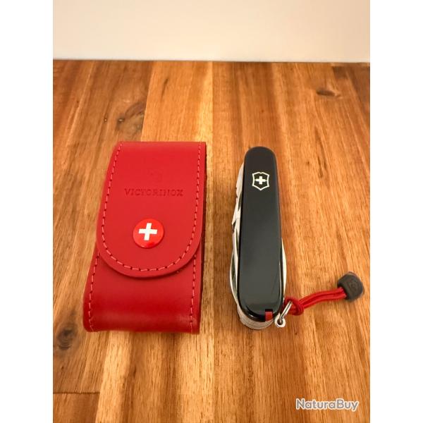 Couteau suisse Victorinox SwissChamp complet + �tui cuir