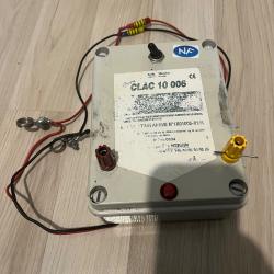 Electrificateur cl&ocirc;ture