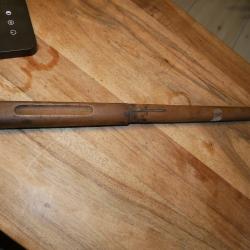 F&ucirc;t de carabine scolaire &eacute;clat &agrave; l'extr&eacute;mit&eacute; et trait de scie