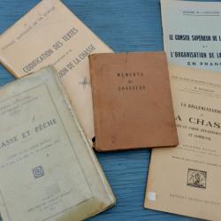 Lot de fascicules sur la r&eacute;glementation et organisation de la chasse.