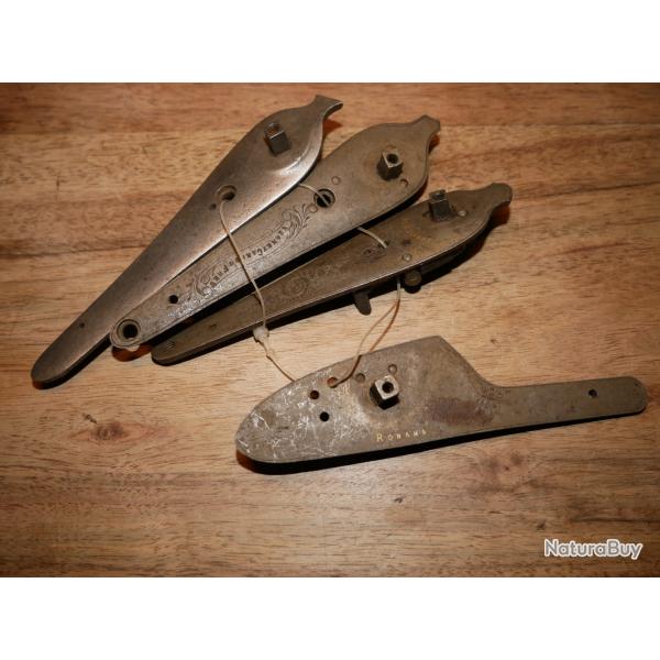 Lot de 4 platines  � percussion sign�es