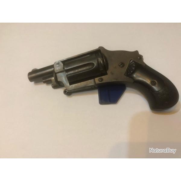 R�volver Velodog hammerless � restaurer ou pour pi�ces