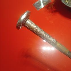 Canne &eacute;p&eacute;e