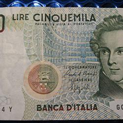 Italie, billet de 5000 lires  1995 "V.Bellini" ttb