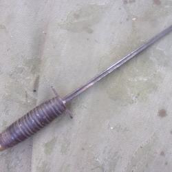 dague artisanat de tranch&eacute;e