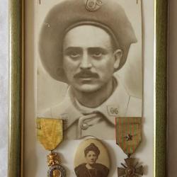 M&eacute;dailles photo souvenir de poilu 66&egrave;me Bataillon de Chasseurs 14/18