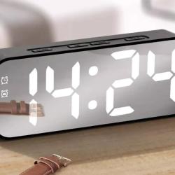 Radio R&eacute;veil LED