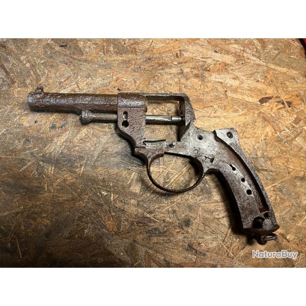 ENCHERES 1� - CARCASSE REVOLVER 1873