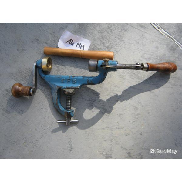 SERTISSEUR CAL 14MM